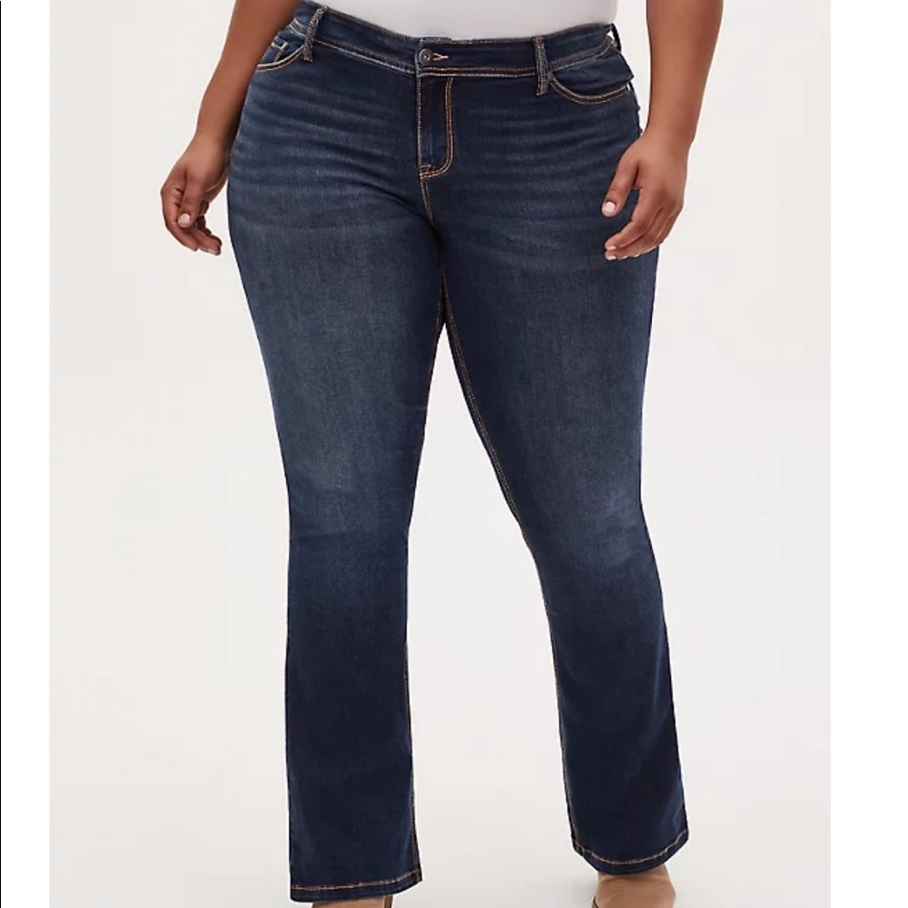 EUC Torrid Slim Boot Cut Size 16 Jeans